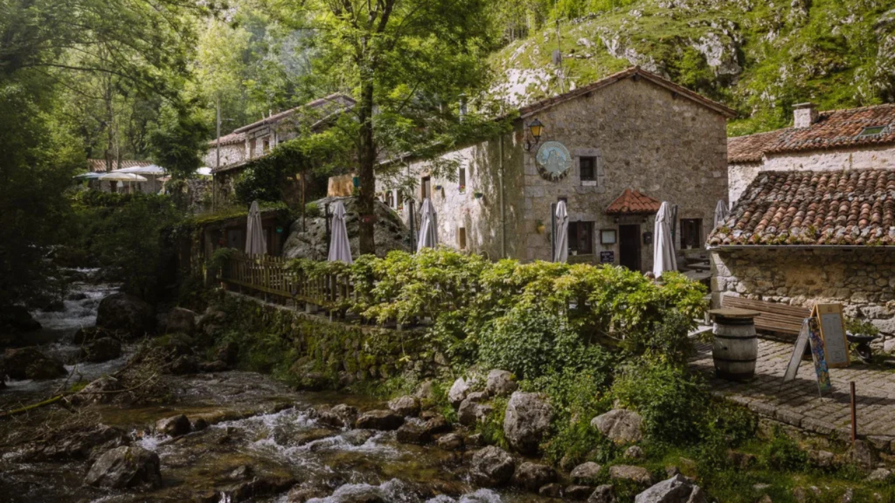 7-Day Picos de Europa Road Trip Itinerary for 2025