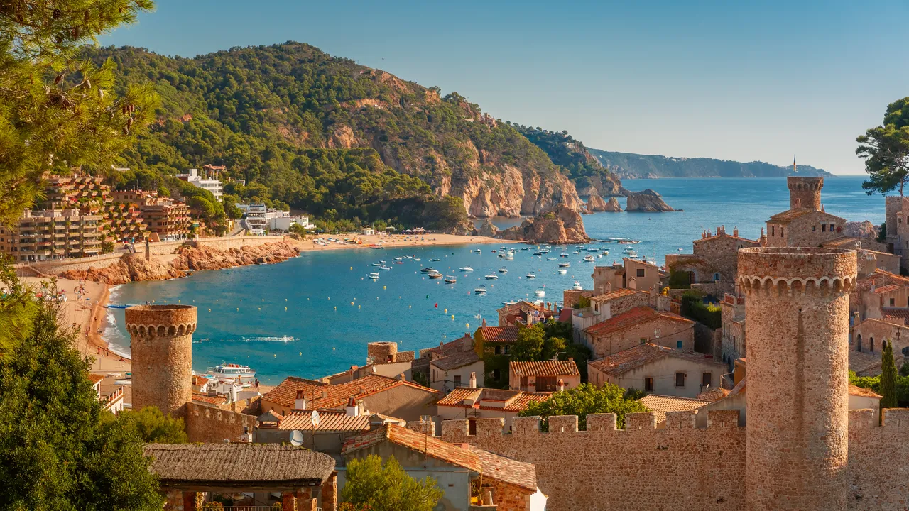 15 Interesting Places to Visit in Andalucía, Spain: A 2025 Travel Guide