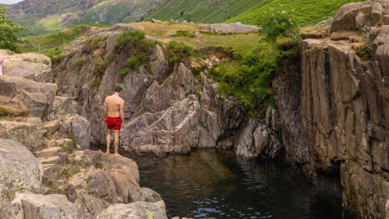 12 Best Spots for Wild Swimming in the Lake District (+ Map)